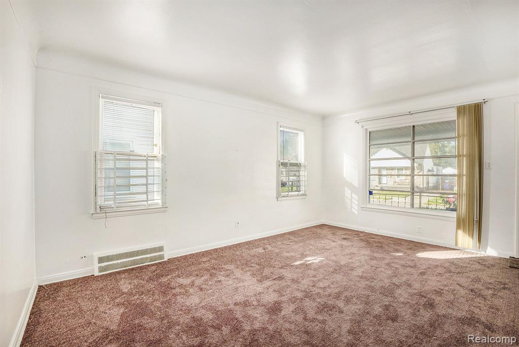 8114 Roselawn Street, Detroit, MI 48204 — Photo 3