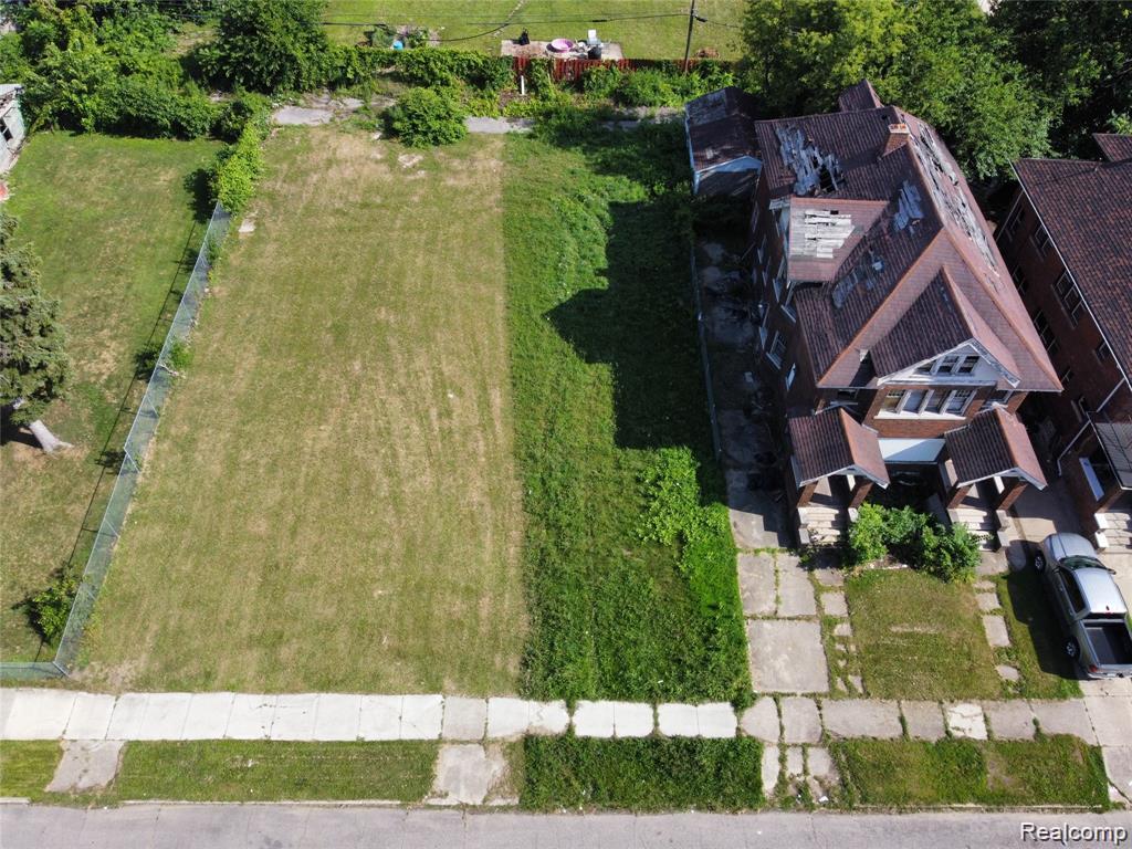 67 Pilgrim Street, Highland Park, MI 48203 — front exterior