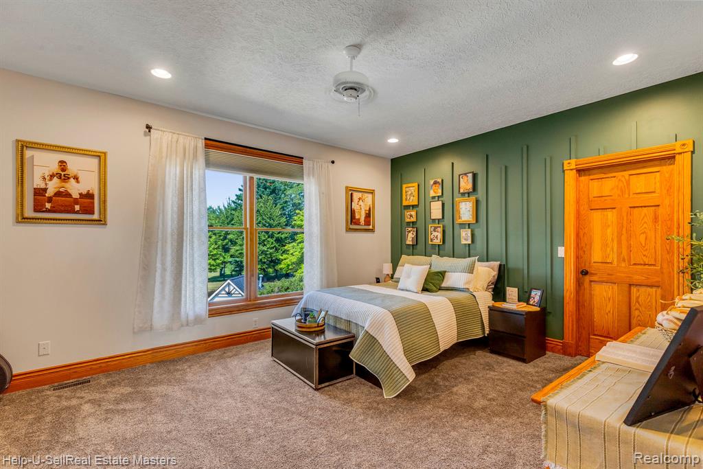 2152 HUNTERS Park W, St. Clair, MI 48079 — Photo 54