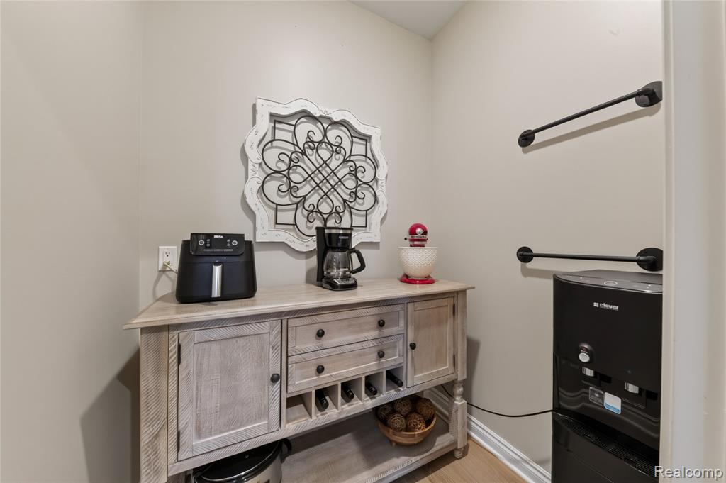 3716 Chatham Pl, Brighton, MI 48114 — Photo 18