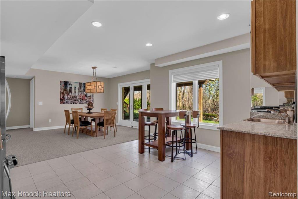 6462 W OAKS Drive, West Bloomfield, MI 48324 — Photo 41