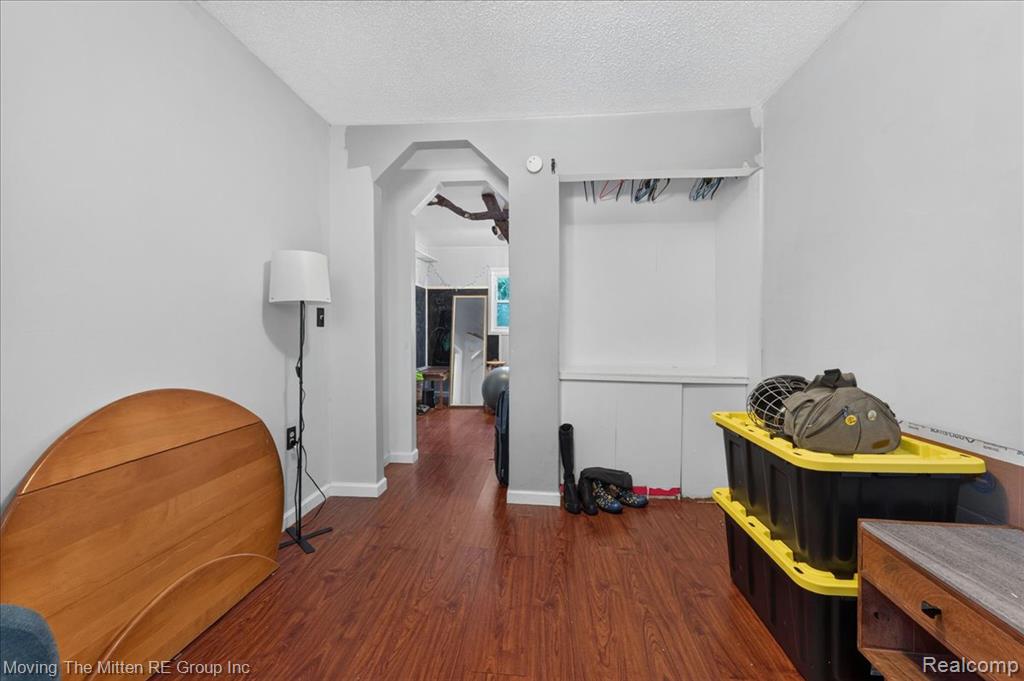 21847 Fenster Street, Belleville, MI 48111 — Photo 24
