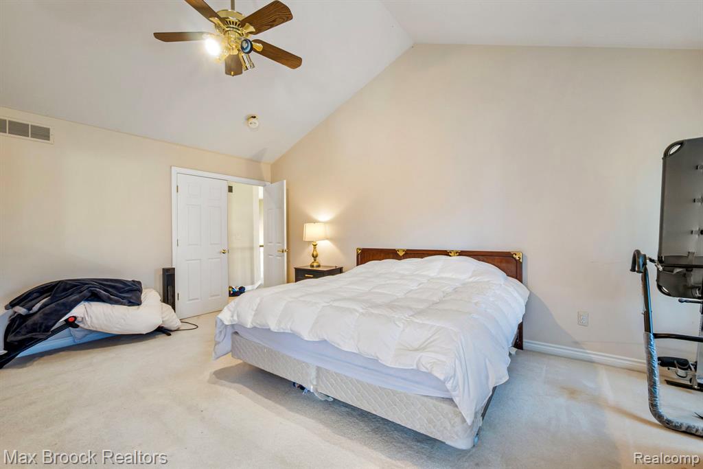 41704 Clinton Pines Drive, Clinton Twp, MI 48038 — Photo 26