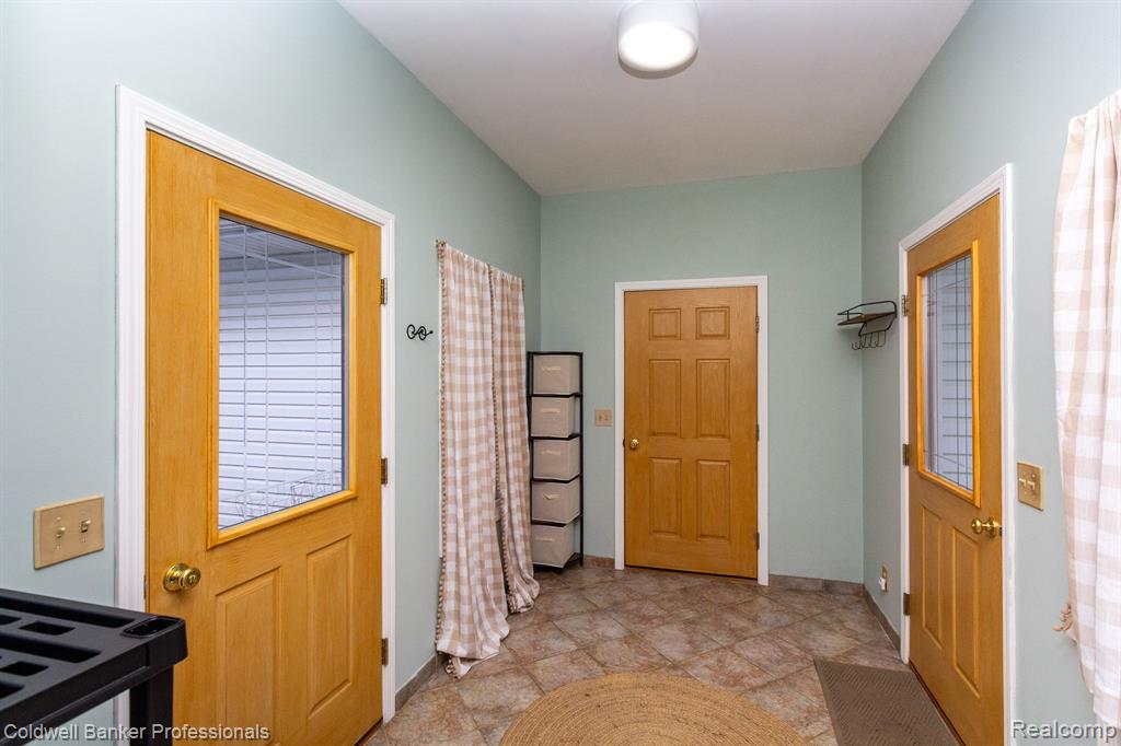 811 RAMSGATE Lane, Oxford, MI 48371 — Photo 31