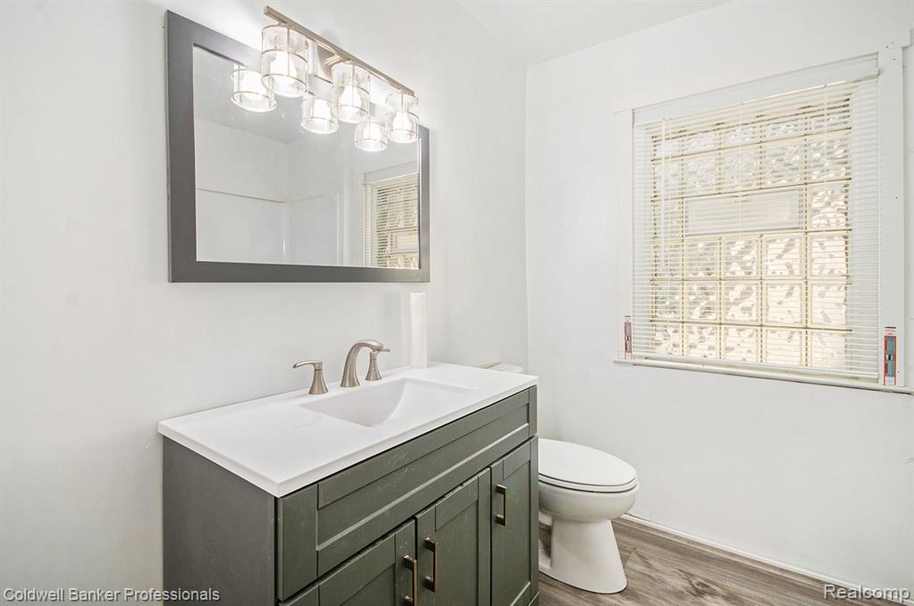 2704 Burlingame Street, Detroit, MI 48206 — Photo 14