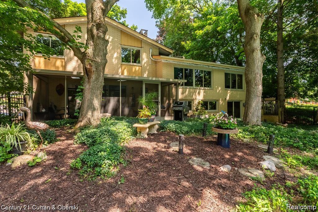 44253 CHEDWORTH Drive, Northville, MI 48167 — Photo 48