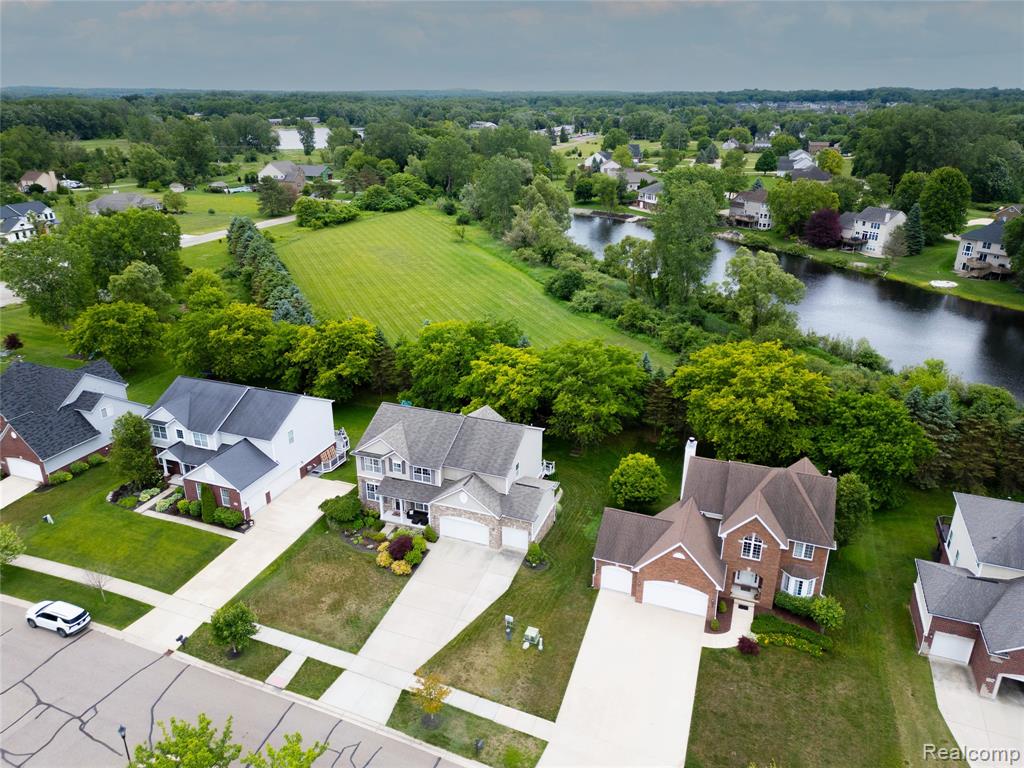 57649 Blossom Valley Trail, New Hudson, MI 48165 — Photo 55