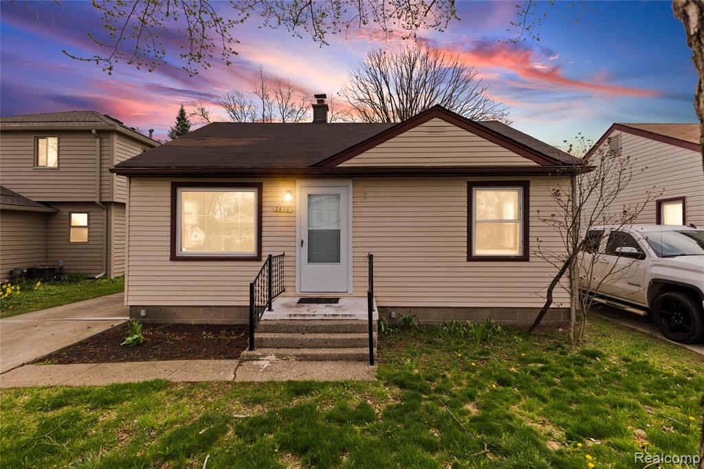 7426 Floral Street, Westland, MI — front exterior