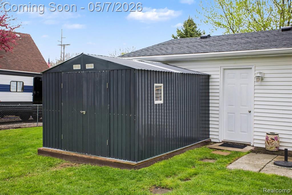 4363 Nelsey Road, Waterford, MI 48329 — Photo 32