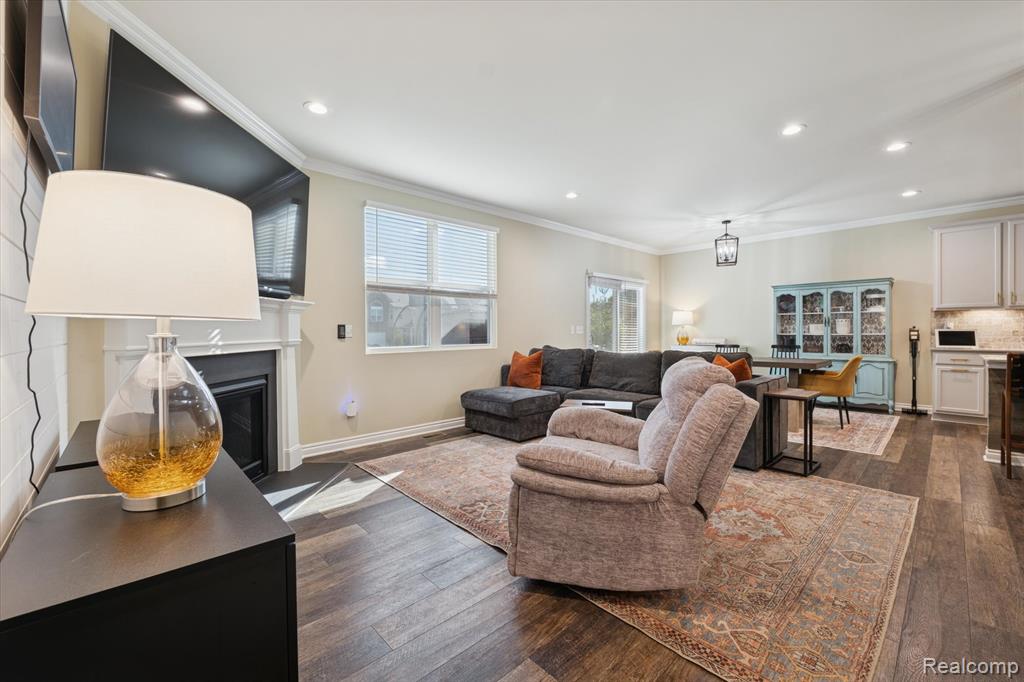 51300 Kirby Drive, New Baltimore, MI 48047 — Photo 8