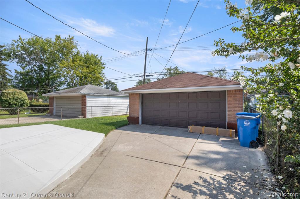 7480 COLONIAL Street, Dearborn Heights, MI 48127 — Photo 25