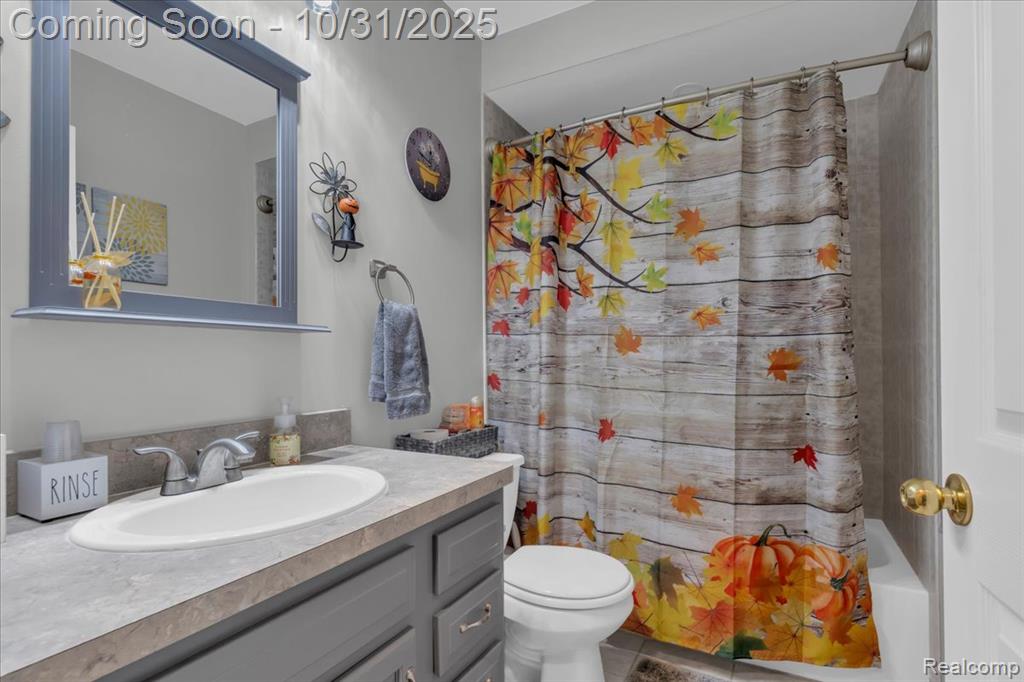 4303 Conifer Lane, Port Huron, MI 48060 — Photo 20