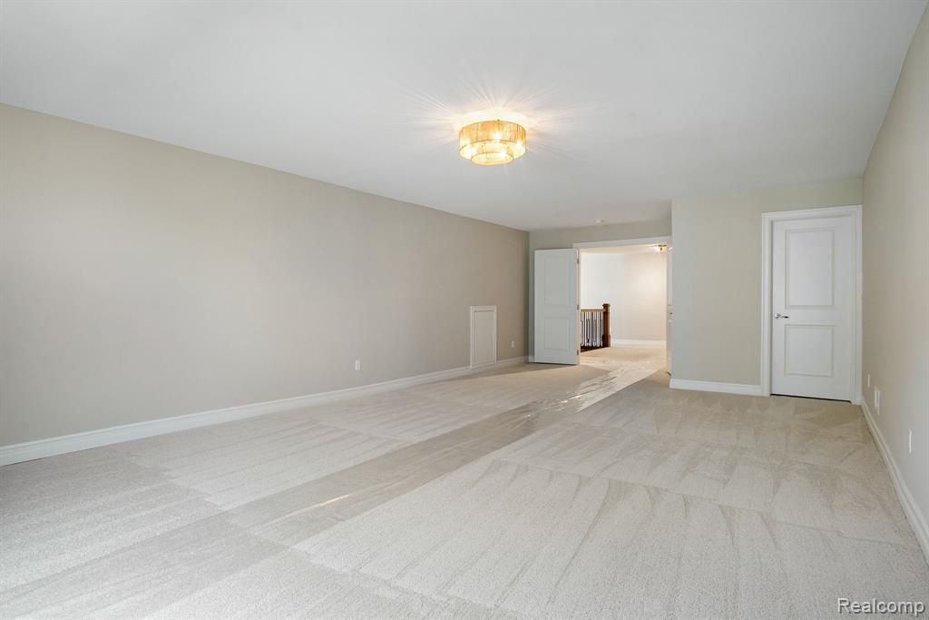 54630 Brenda Drive, Macomb, MI 48042 — Photo 39