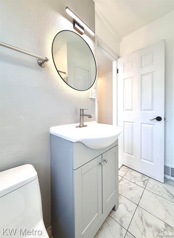 421 GARDENDALE Street, Ferndale, MI 48220 — Photo 22