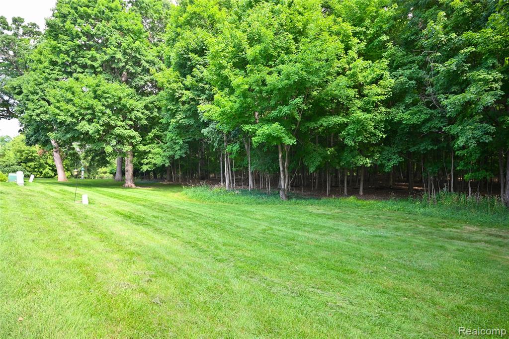 5370 Breeze Hill Place, Troy, MI 48098 — Photo 34