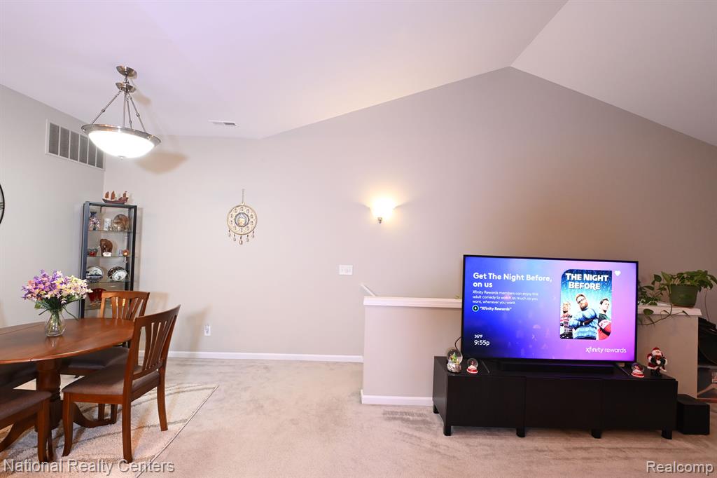 40564 BLYTHEFIELD Lane, Canton, MI 48188 — Photo 21