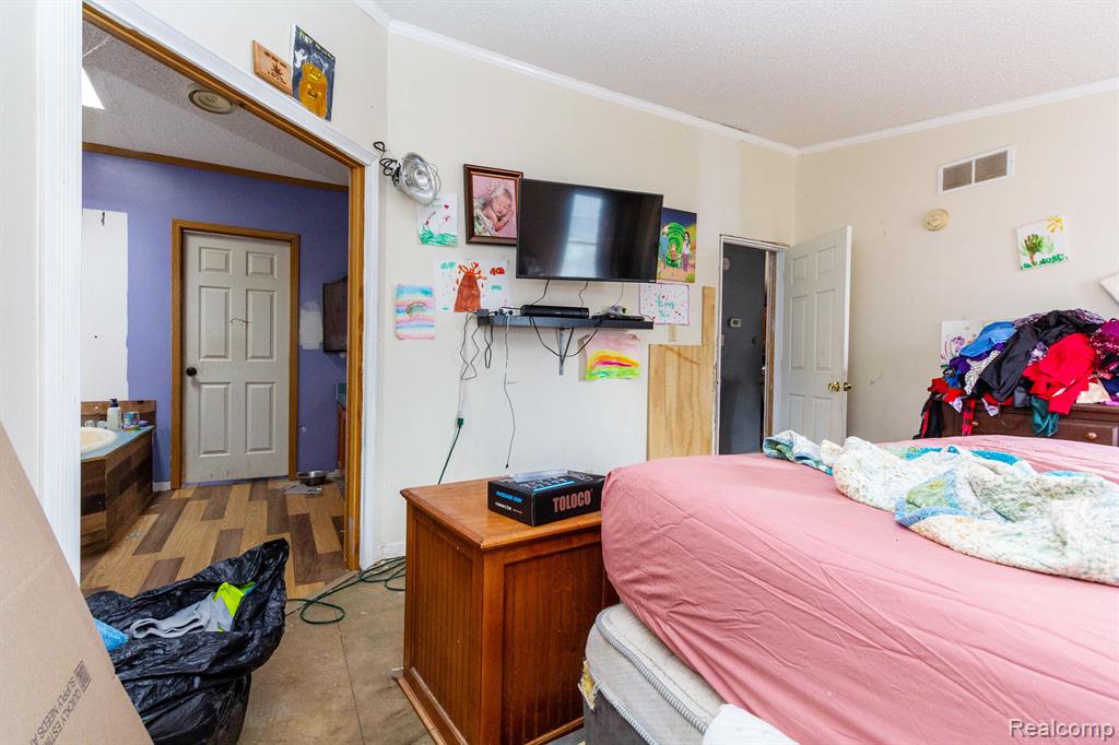 6463 CENTER Road, Fenton, MI 48430 — Photo 14