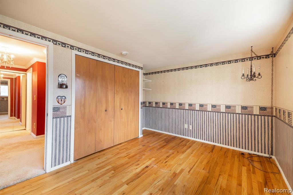 8064 WOOD Drive, Grosse Ile, MI 48138 — Photo 17