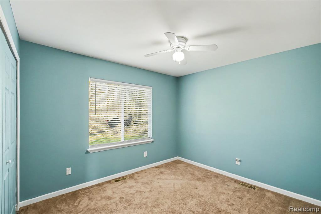 895 Orion Road, Lake Orion, MI 48362 — Photo 13