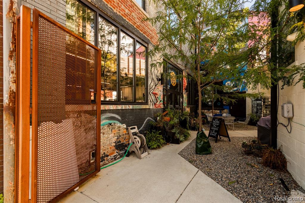 1486 Gratiot Avenue, Detroit, MI 48207 — Photo 4