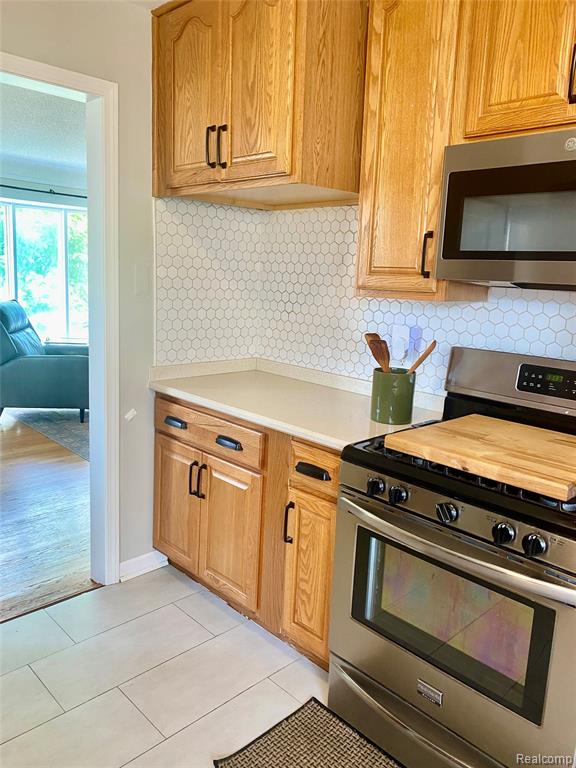 869 Pagel Avenue, Lincoln Park, MI 48146 — Photo 16