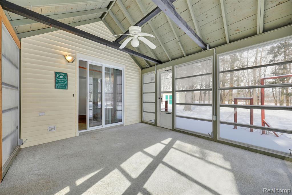 301 E Monroe Street, Durand, MI 48429 — Photo 15