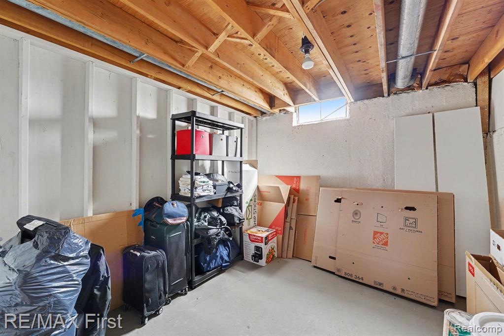 31120 Hunters Drive, 98, Farmington, MI 48334 — Photo 22