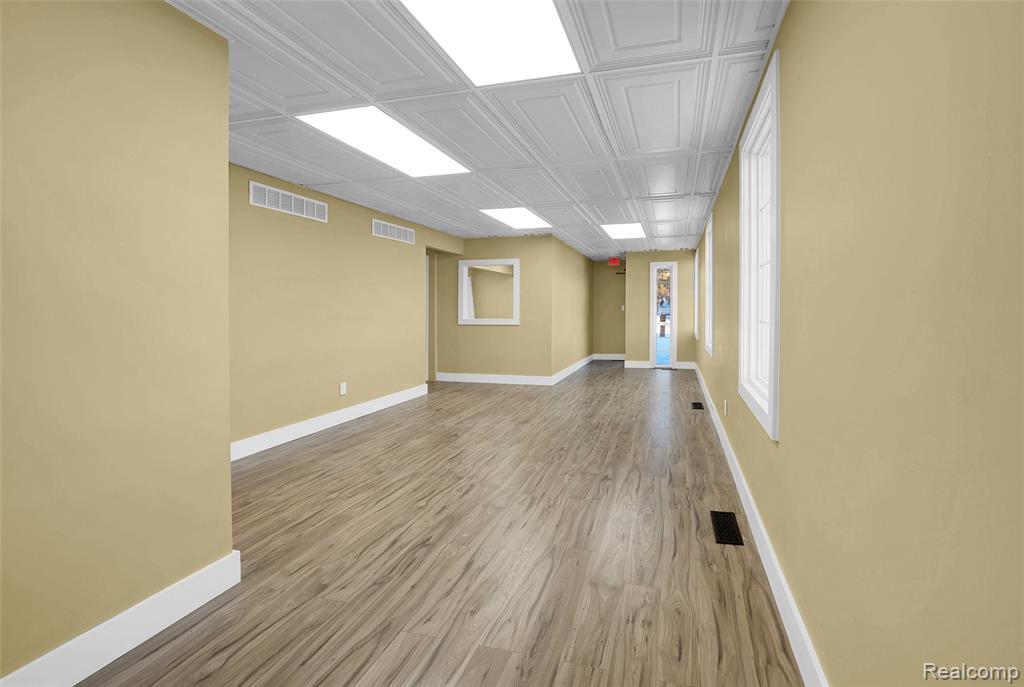 1095 W Huron Street, Waterford, MI 48328 — Photo 13
