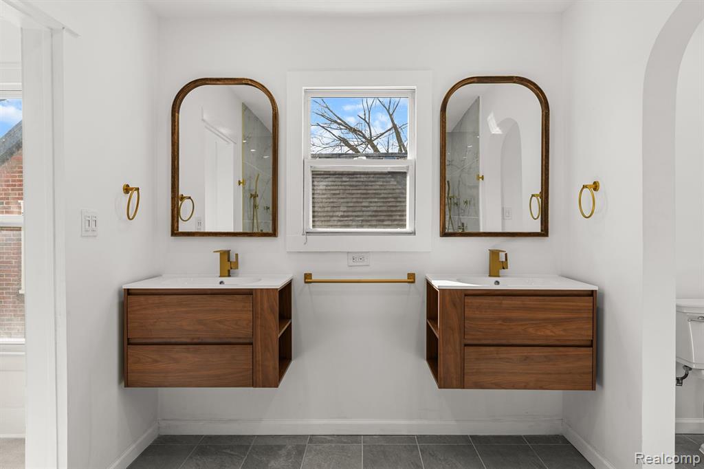 5033 GRAYTON Street, Detroit, MI 48224 — Photo 29