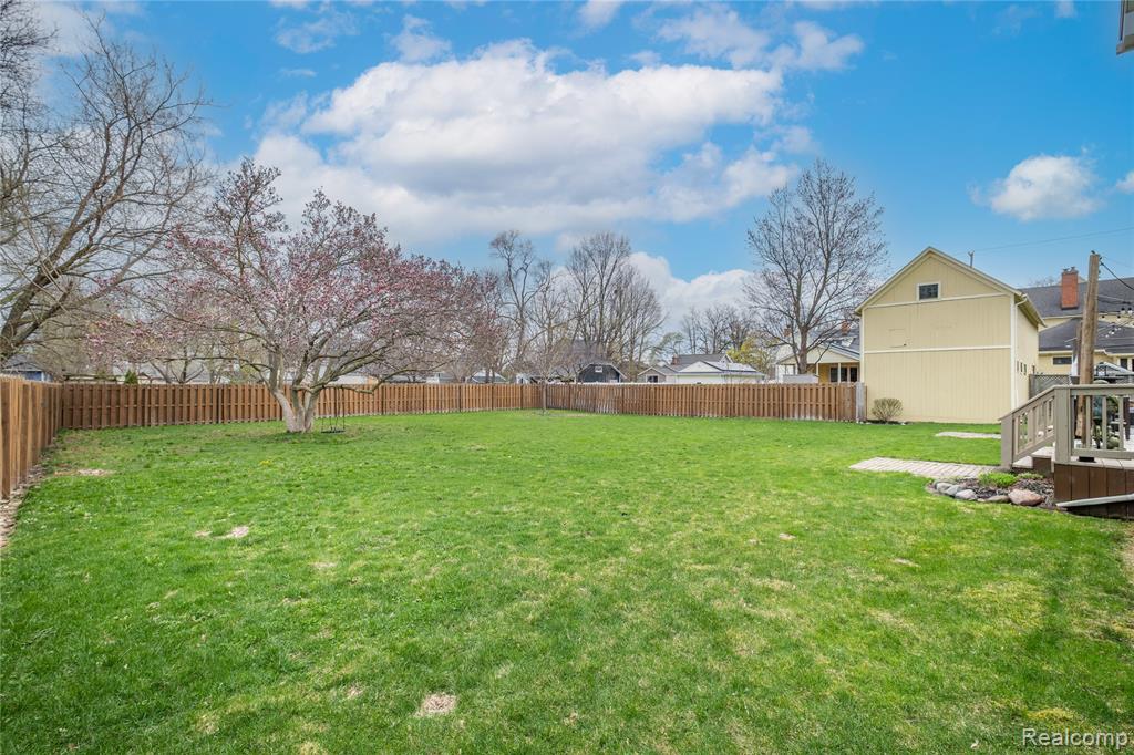 208 W Rockwell Street, Fenton, MI 48430 — Photo 41