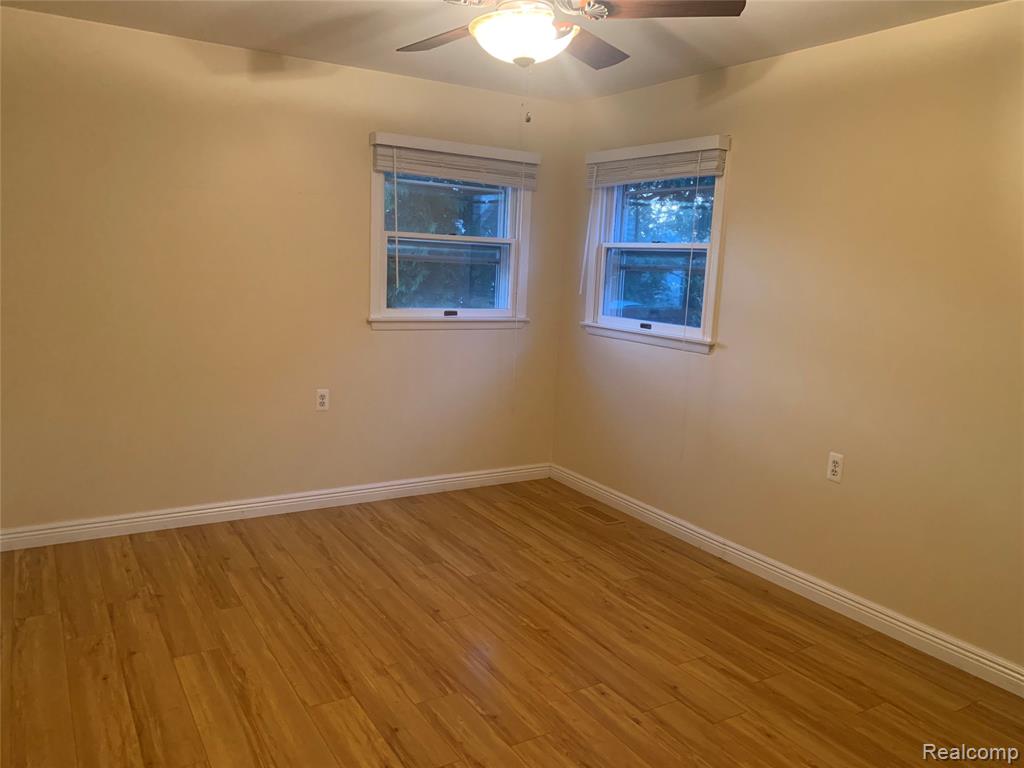 5625 Putnam Drive, West Bloomfield, MI 48323 — Photo 11