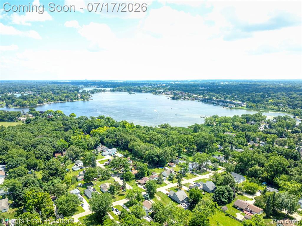 4258 Seeden Street, Waterford, MI 48329 — Photo 29