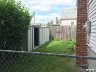 629 Elm Street, Wyandotte, MI 48192 — Photo 14