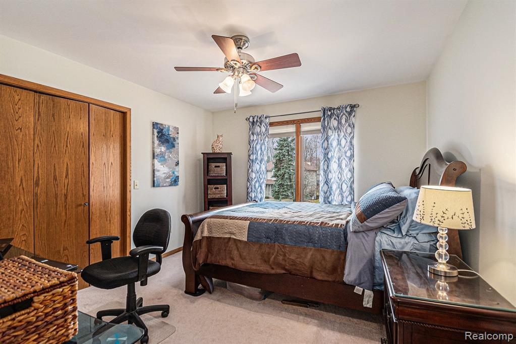 5102 FOXPOINT Circle, Midland, MI 48642 — Photo 20