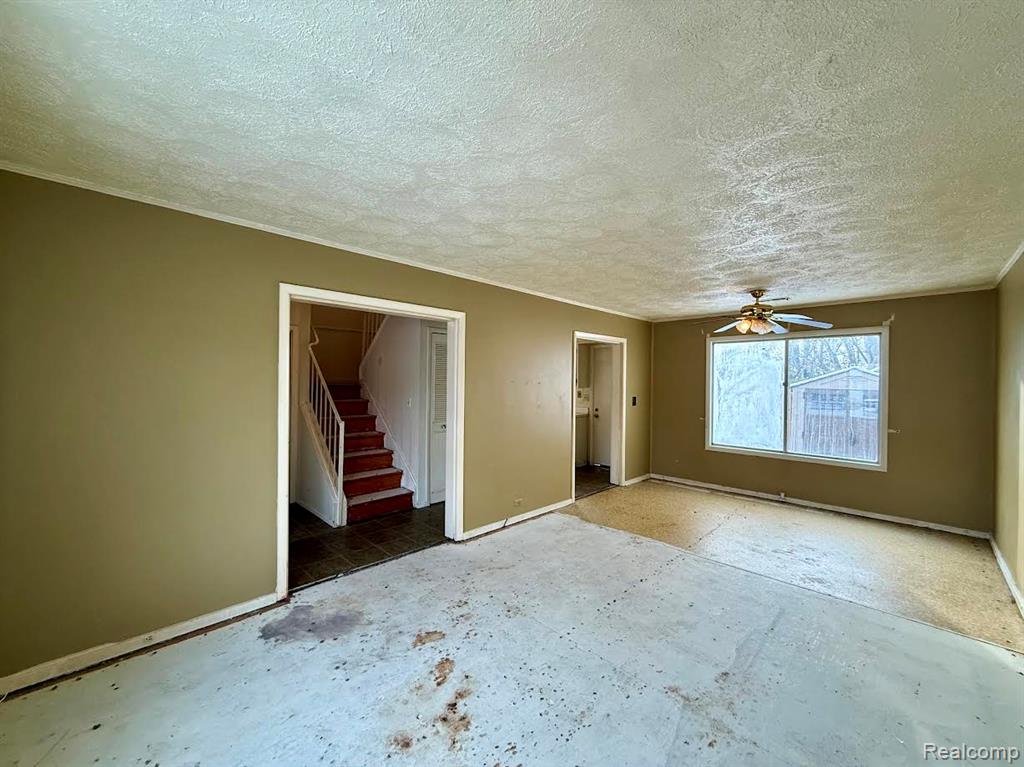 805 Estrada Drive, Belleville, MI 48111 — Photo 12