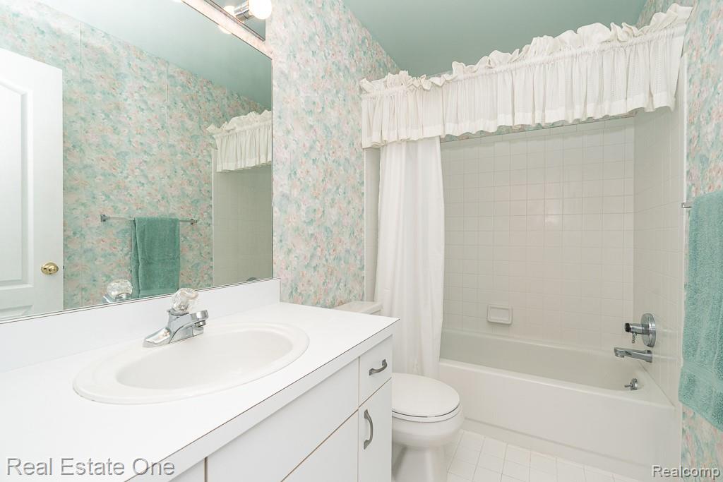 5936 Creekside Drive, 87, Troy, MI 48085 — Photo 23