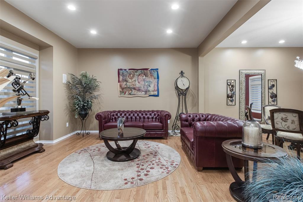4656 Stoneview, West Bloomfield, MI — Photo 16