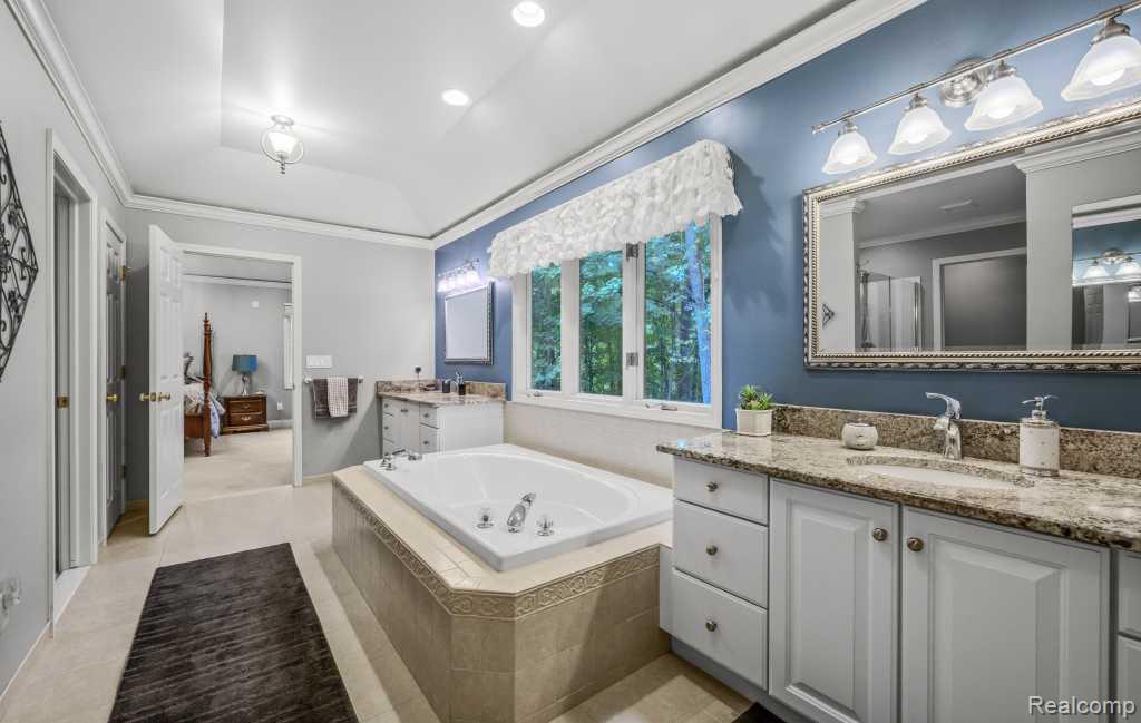 7809 Haverhill Court N, Canton, MI 48187 — Photo 24