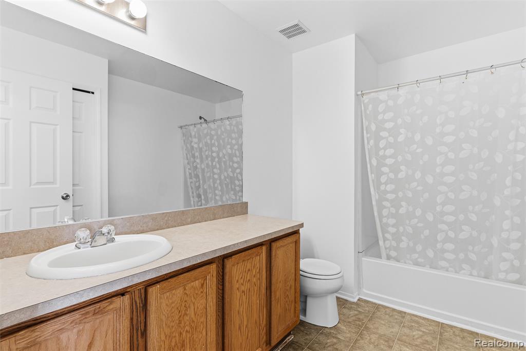 253 Stonegate W, Pontiac, MI 48341 — Photo 23