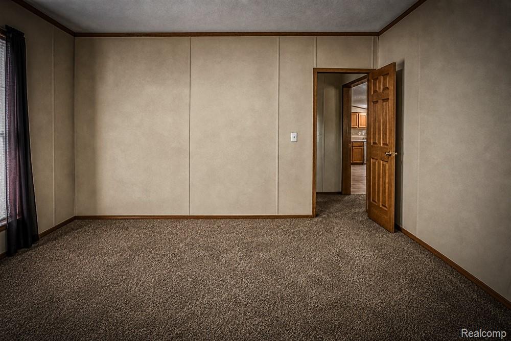 2670 Biscayne Court, Lapeer, MI 48446 — Photo 9