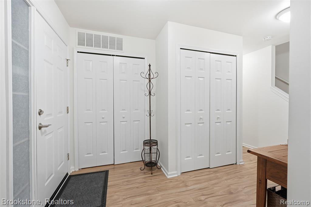 42842 Patty Lane, Van Buren, MI 48111 — Photo 6