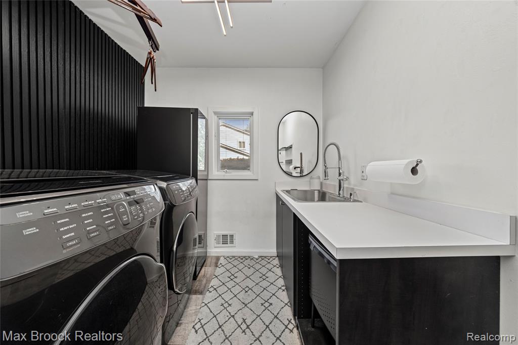 5597 Apple Ridge Trail, West Bloomfield, MI — Photo 27
