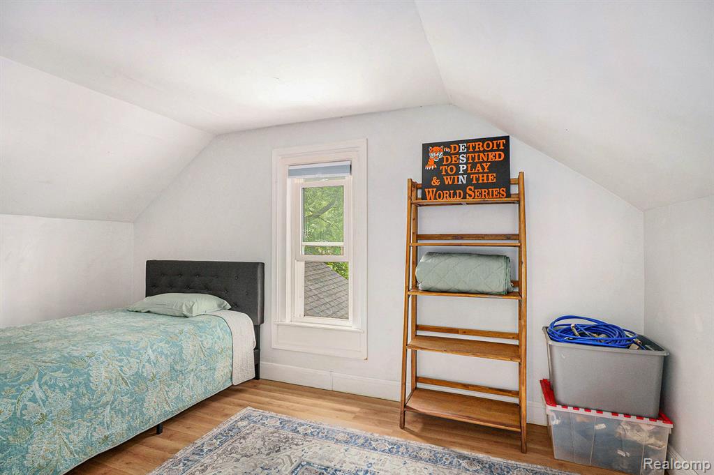 124 N Line Street, Chesaning, MI 48616 — Photo 12