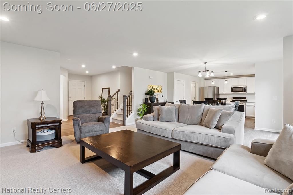 5241 Marie Lane, Sterling Heights, MI 48310 — Photo 9