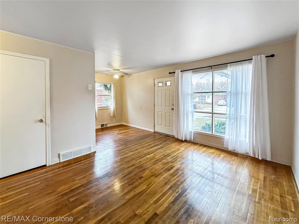 2122 Ackley Avenue, Westland, MI 48186 — Photo 3