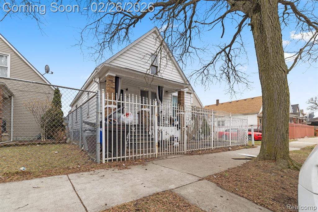 6847 Bulwer Street, Detroit, MI 48210 — Photo 2