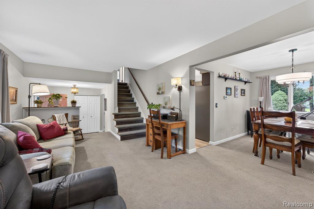 4369 Dixon Drive, Swartz Creek, MI 48473 — Photo 14