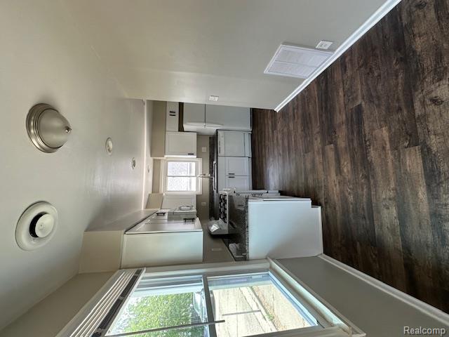 445 W. Garfield, Hazel Park, MI 48030 — Photo 4