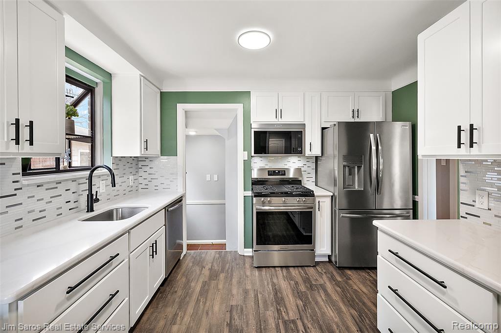 1837 Oxford Road, Grosse Pointe Woods, MI 48236 — Photo 10