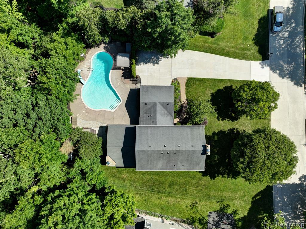 31310 Foxboro Way, Beverly Hills, MI 48025 — Photo 41